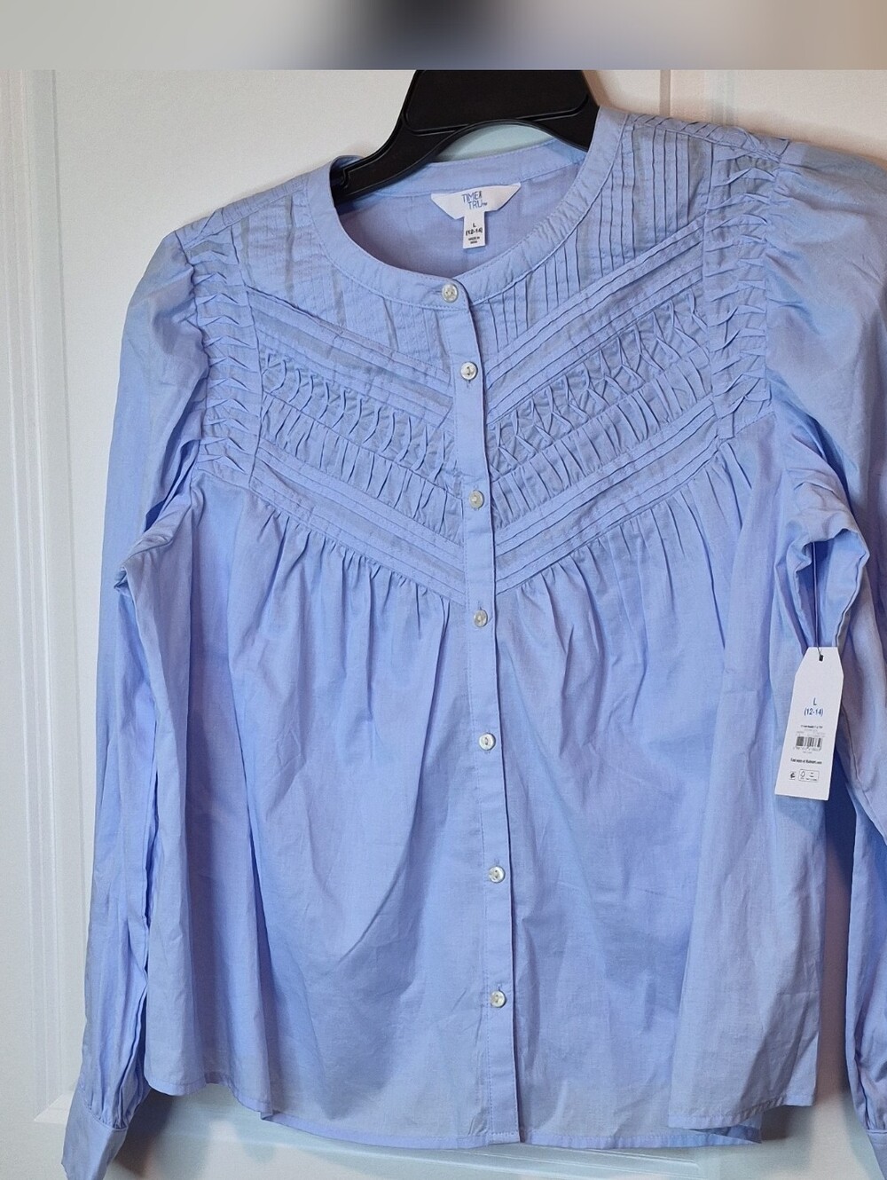 Time and Tru Light Blue Pintuck Button-Front Blouse Size L